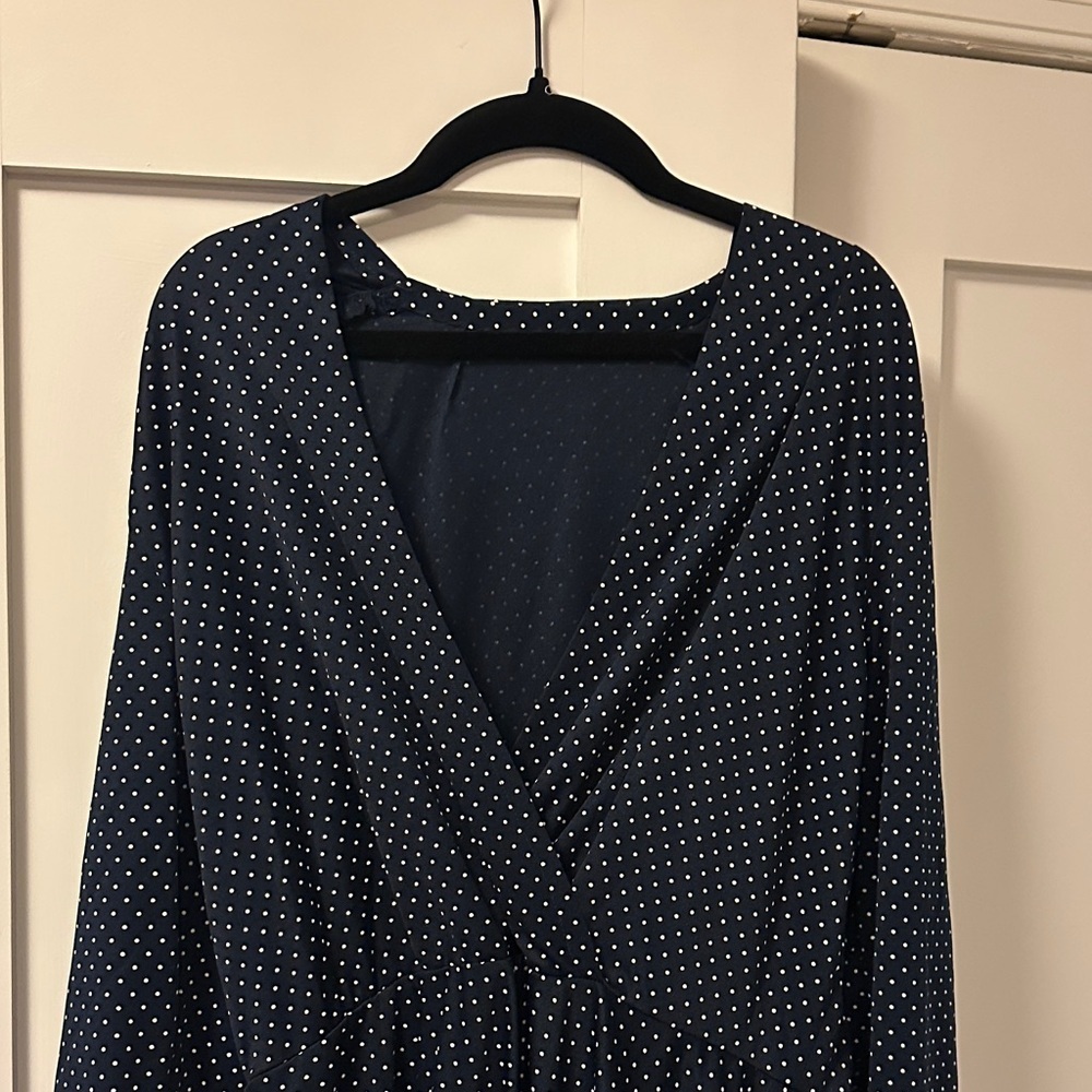 Vintage Navy Blue Polka Dot Dress - Perfect for Spring! - Picture 9 of 9